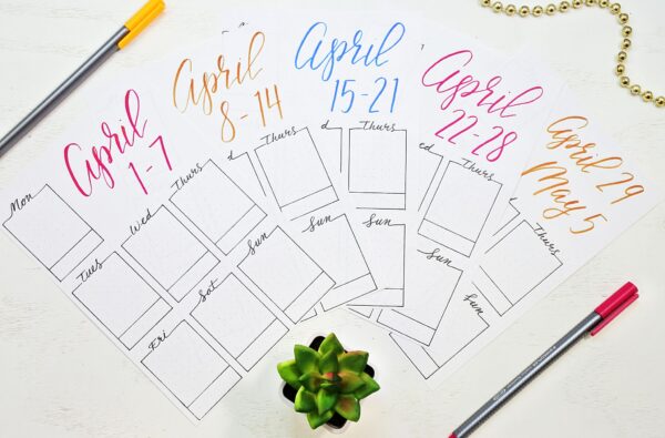 Printable weekly spreads for April 2019